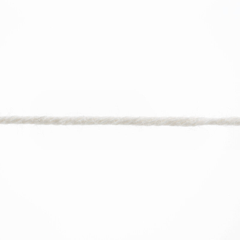 Lang Yarns Baby Cotton – 50g / 180m – Offwhite (0094) – yarn texture