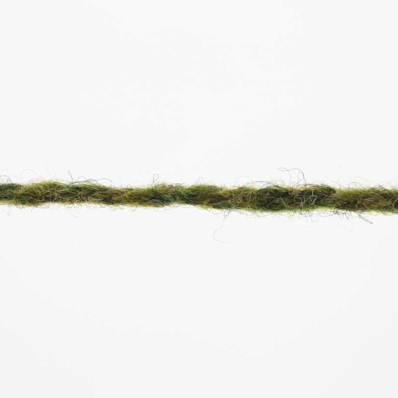 Lang Yarns Donegal Woolen Spun Yarn, 105m / 50g – Olive (0097), yarn strand