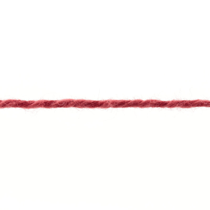 Lang Yarns Sweet – 50g / 135m – Red (0060) – yarn texture