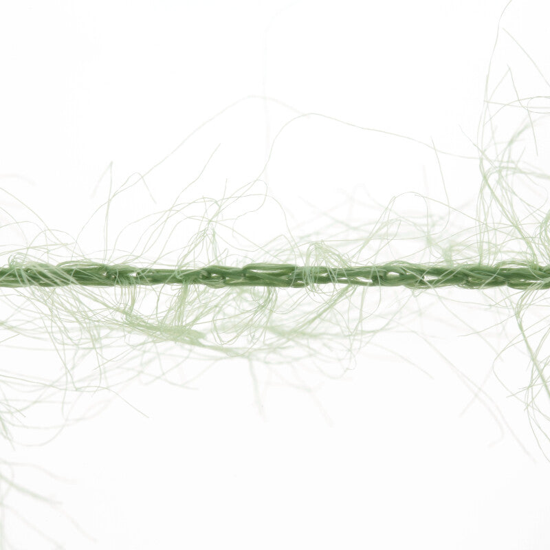 Lang Yarns Fluffy – 50g / 205m – Green (0017) – yarn texture