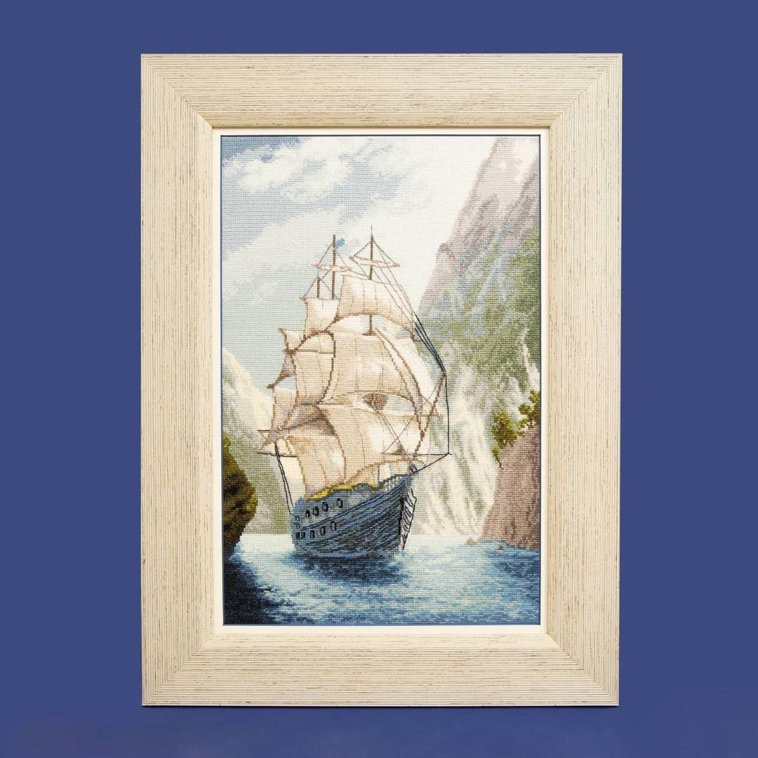 Charivna Mit TO THE HOME HARBOR Counted Cross Stitch Kit