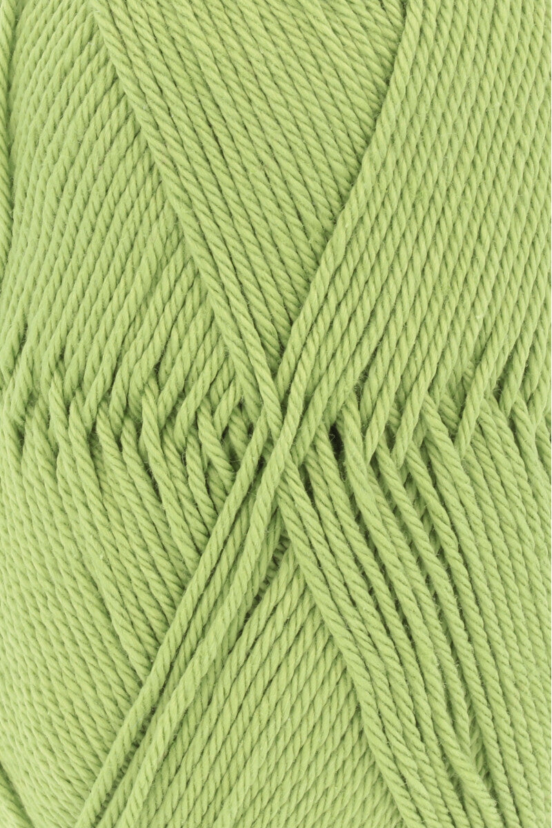 Lang Yarns Quattro – 50g / 120m – Pistache (0116) – detail