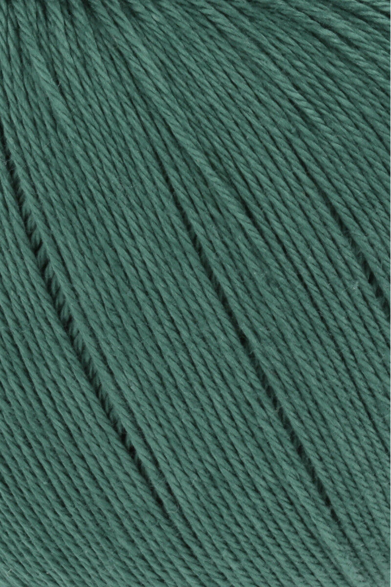 Lang Yarns Schulgarn 10/4 – 100% cotton yarn, 50g/160m – Fir Green (0018) – detail
