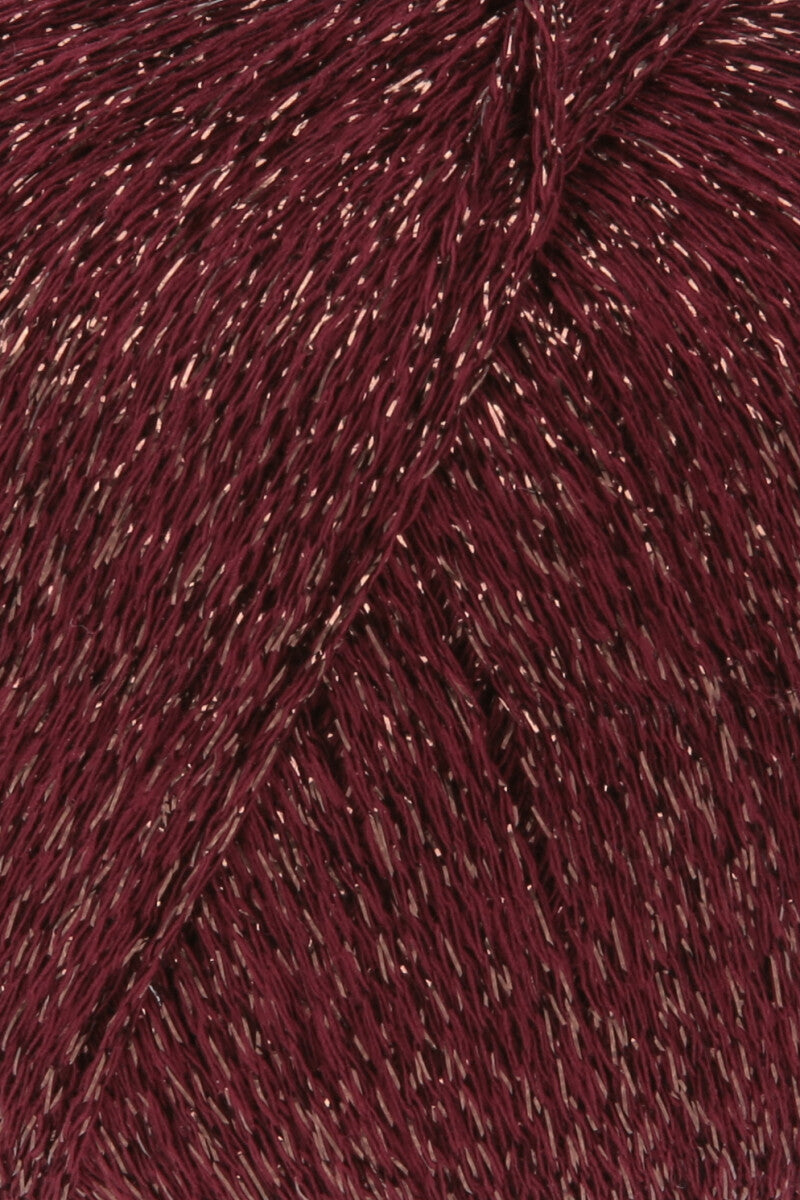 Lang Yarns Lamé Soft – 50g / 190m – Berry (0066) – detail