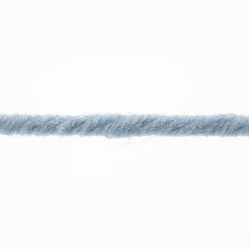 Lang Yarns Merino 70 – 50g / 70m – Light Jeans (0033) – yarn texture