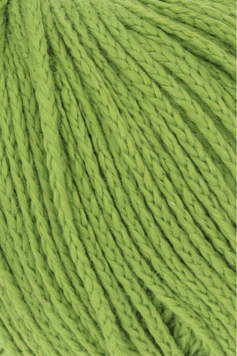 Lang Yarns Norma – 50g / 135m – Grassgreen (0117) – detail