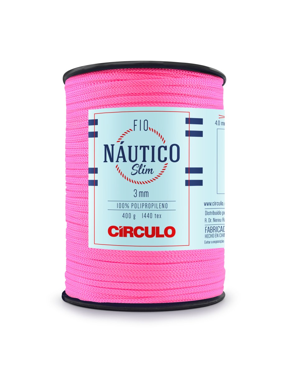 Detailed stitching using Circulo Fio Náutico Slim Yarn.