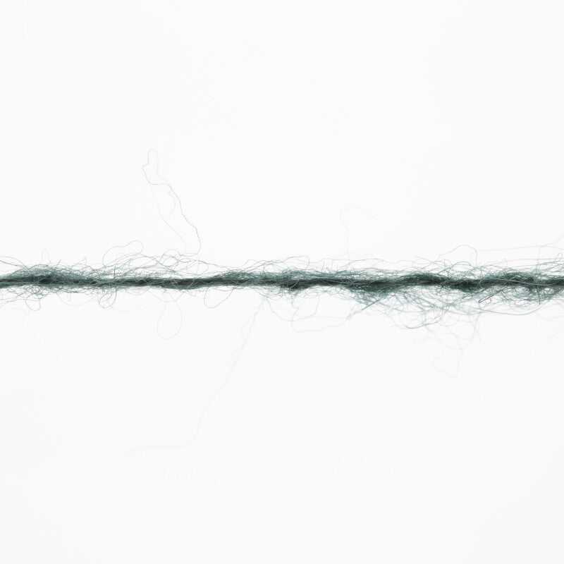 Lang Yarns Zen – 25g / 200m – Dark Green (0018) – yarn texture
