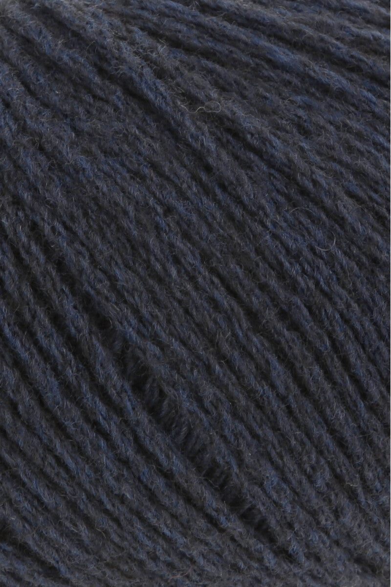 Lang Yarns Yak – 50g / 120m – Blue Marine (0035) – detail
