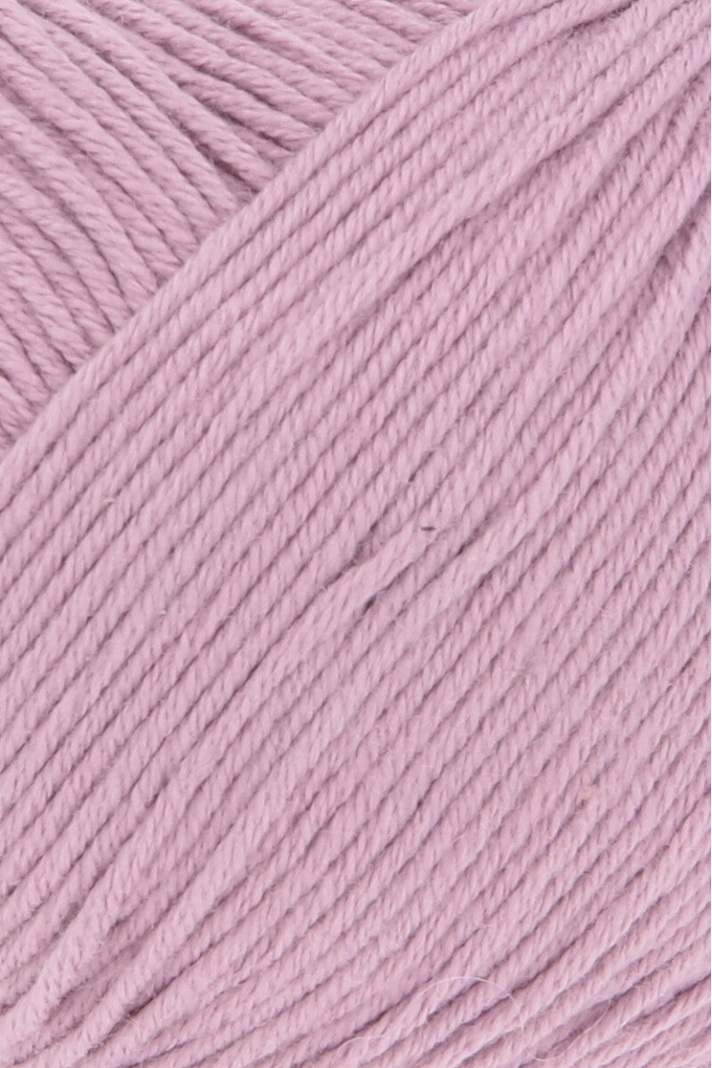 Lang Yarns Oceania – 50g / 140m – Mauve (0045) – detail
