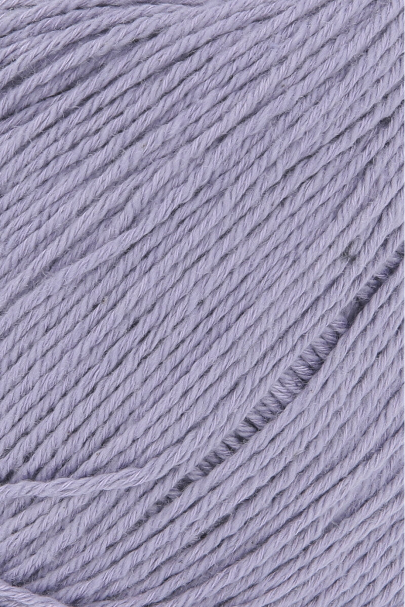 Lang Yarns Sweet – 50g / 135m – Lavender (0046) – detail