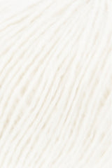 Lang Yarns Whisper – 50g / 125m – White (0001) – detail
