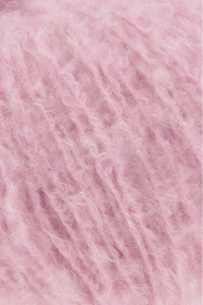 Lang Yarns Piuma – 50g / 175m – Mauve (0045) – detail