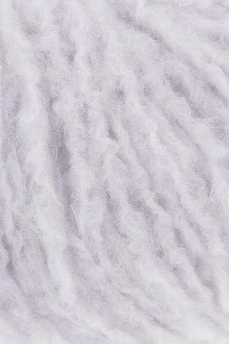 Lang Yarns Piuma – 50g / 175m – Lavender (0046) – detail