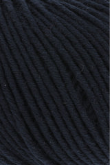 Lang Yarns Merino+ – 50g / 90m – Navy (0025) – detail
