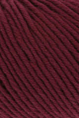Lang Yarns Merino+ – 50g / 90m – Dark Red (0063) – detail