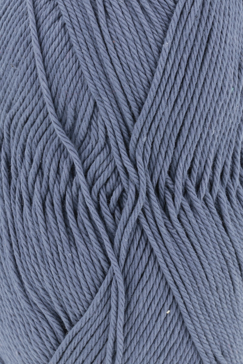 Lang Yarns Quattro – 50g / 120m – Dark Jeans (0034) – detail