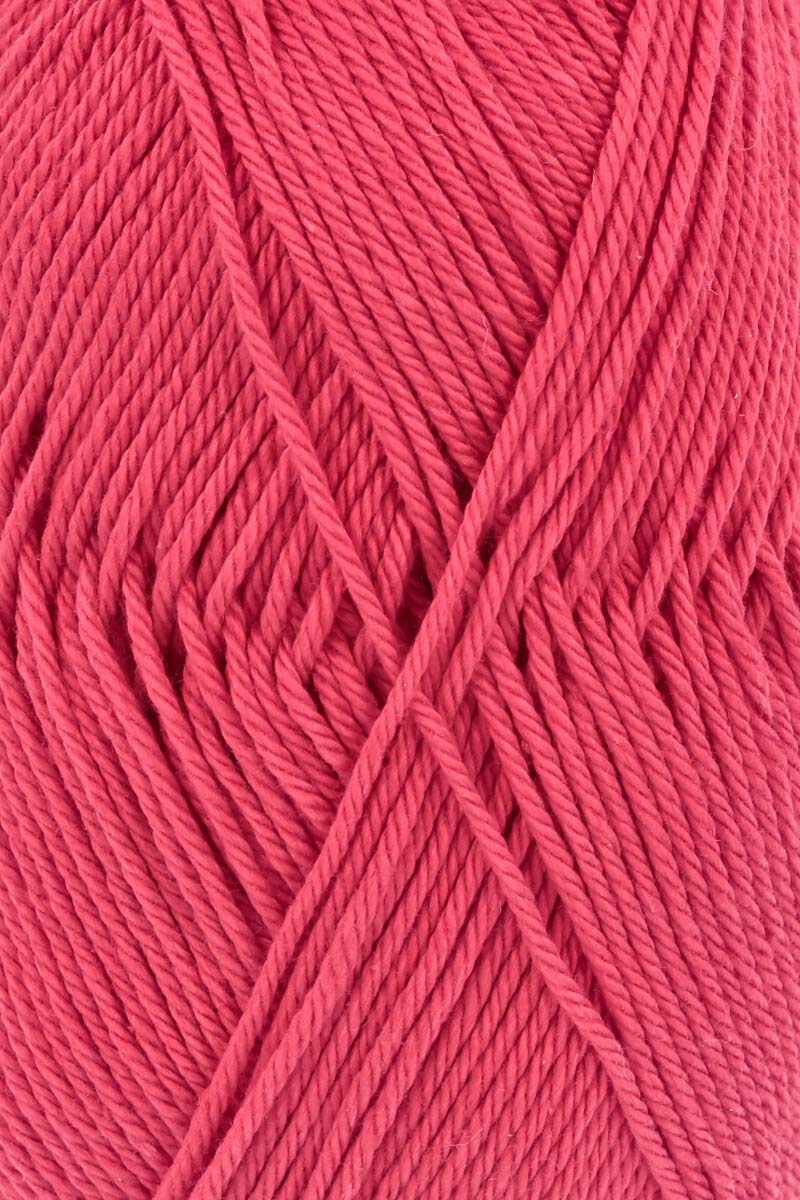 Lang Yarns Quattro – 50g / 120m – Red (0060) – detail