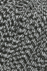 Lang Yarns Paillettes – 25g / 112m – Black/White (0204) – detail
