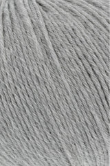 Lang Yarns Merino 200 Bébé Yarn, 203m / 50g – Light Grey Mélange (0303), yarn texture