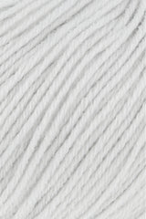 Lang Yarns Atlantis – 50g / 135m – Light Grey (0023) – detail