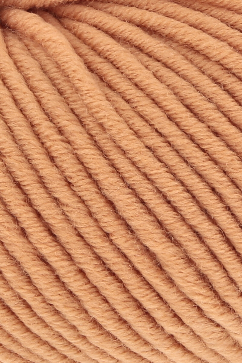 Lang Yarns Merino 70 – 50g / 70m – Tangerine (0259) – detail