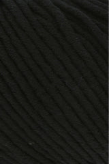 Lang Yarns Merino 50 – 100g / 90m – Black (0004) – detail