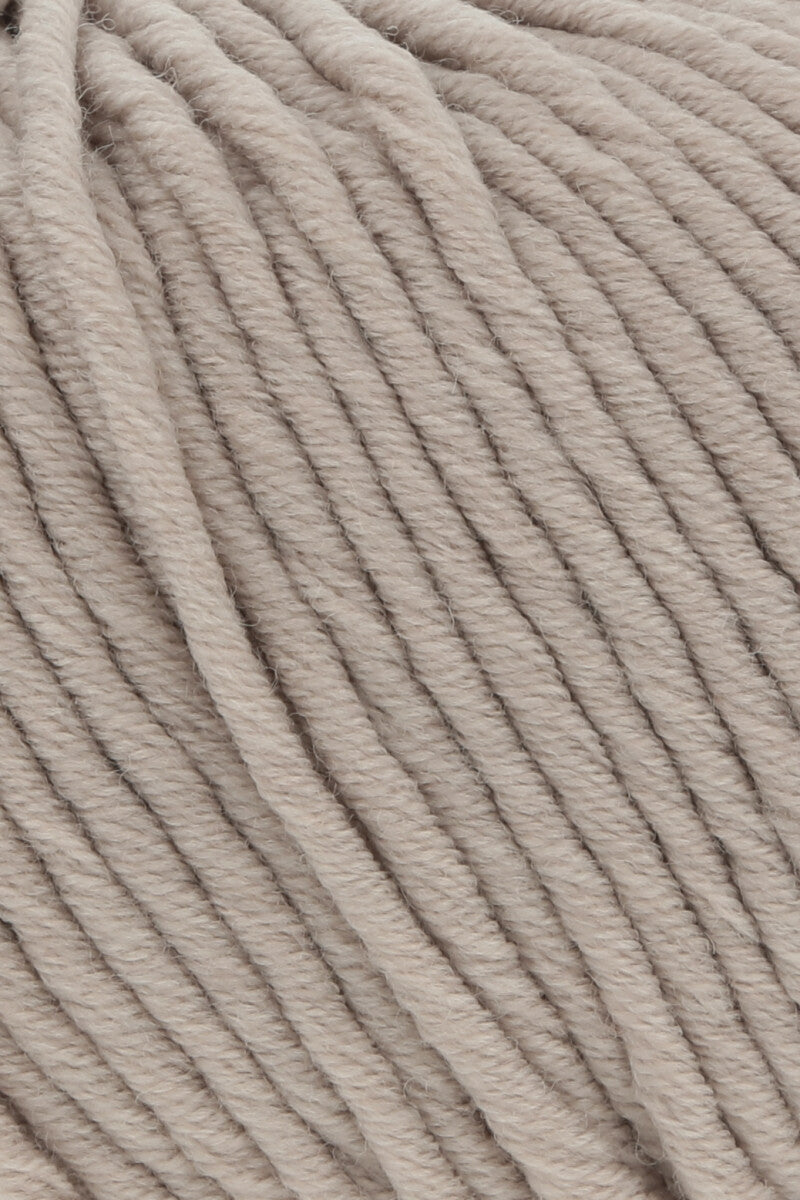 Lang Yarns Merino 50 – 100g / 90m – Beige Mélange (0122) – detail