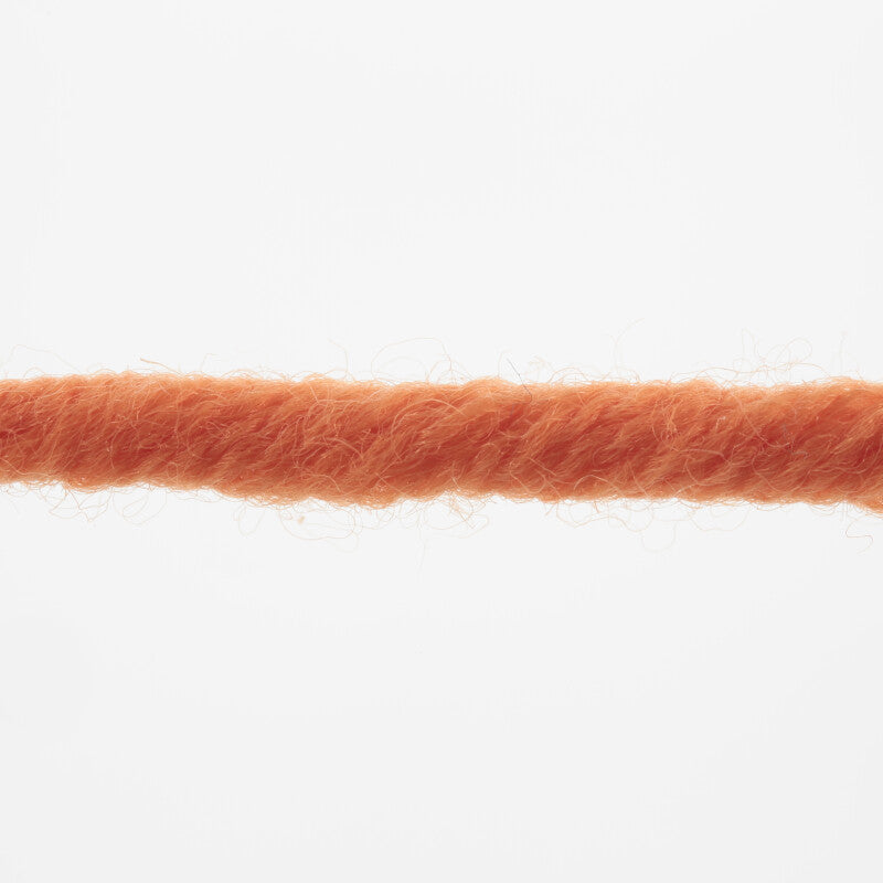 Lang Yarns Merino 50 – 100g / 90m – Orange (0259) – yarn texture
