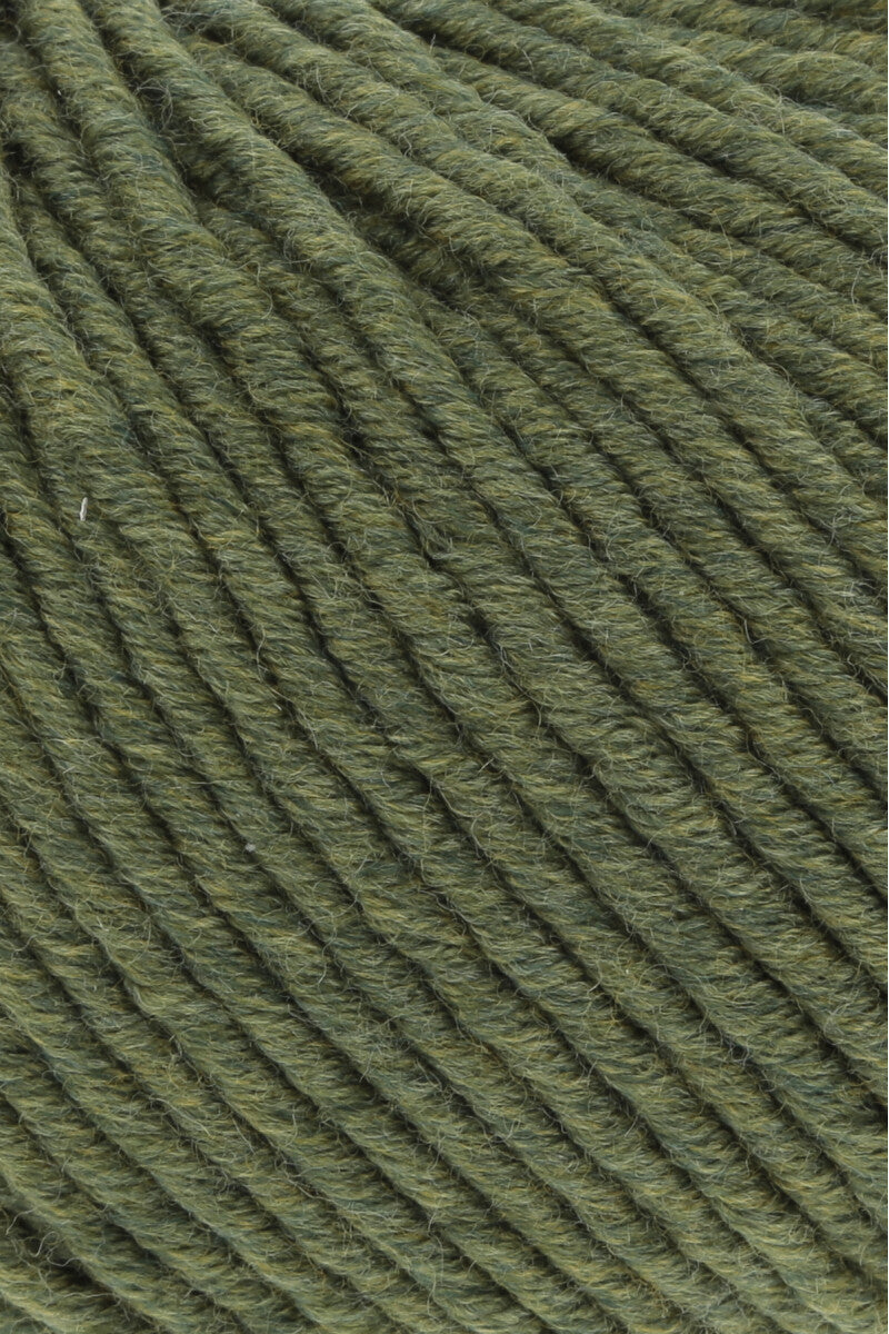 Lang Yarns Merino 50 – 100g / 90m – Dark Olive Mélange (0398) – detail