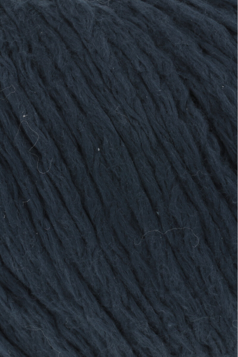 Lang Yarns Amira – 50g / 100m – Blue Marine (0035) – detail
