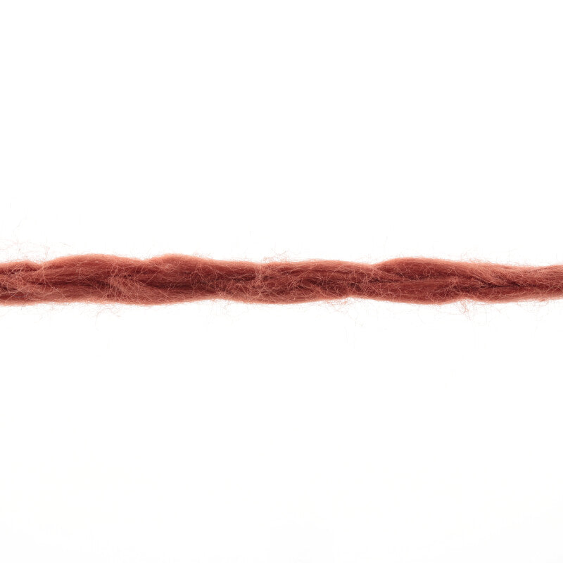 Lang Yarns Amira – 50g / 100m – Terracotta (0076) – yarn texture