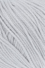 Lang Yarns Norma – 50g / 135m – Silver (0023) – detail