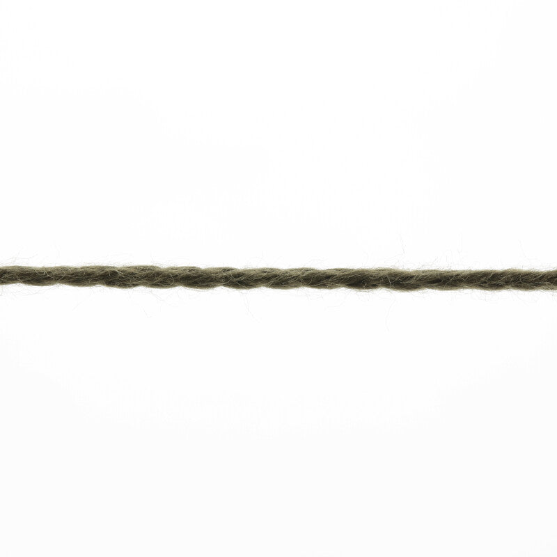 Lang Yarns Norma – 50g / 135m – Dark Olive (0098) – yarn texture