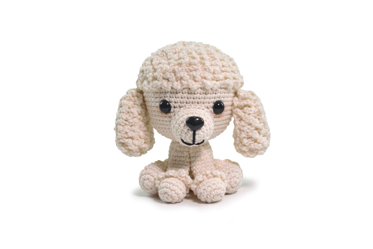 Circulo Amigurumi Kit for crafting a stylish Poodle.